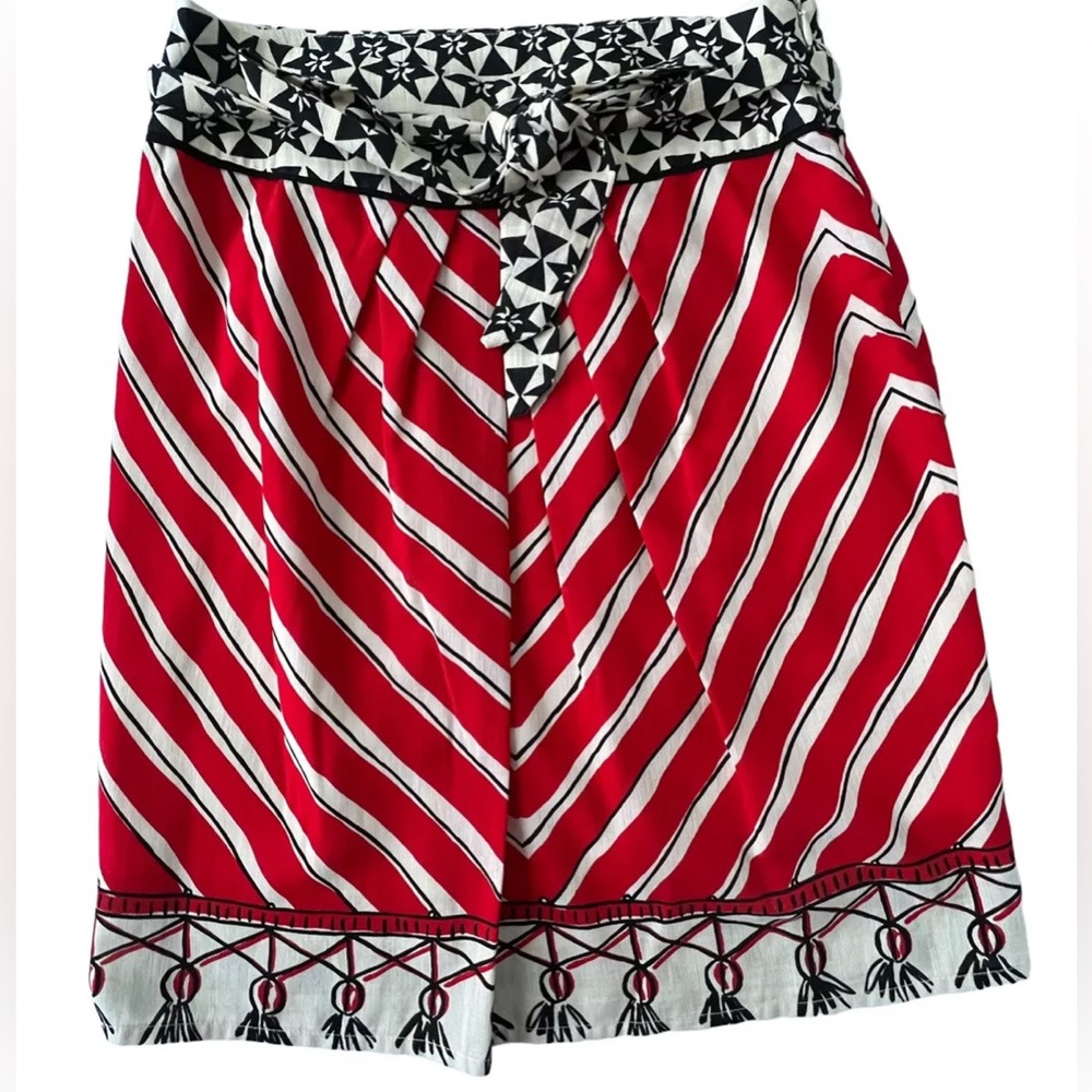 Anthropologie We ❤ Vera Red/Black Tassel Skirt Size 6